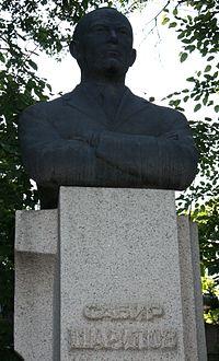 Сабыр Шарипов советский, казахский писатель.