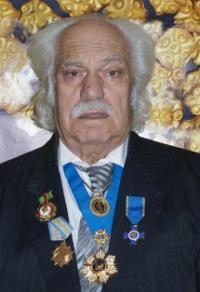 Victor Sarianidi.