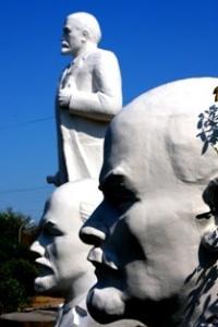 Monument to Lenin at hotel "Semei" in Semipalatinsk