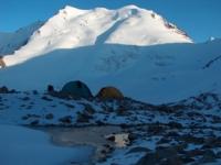 Last a overnight under pass of Tourists of 3339 meters above sea level.