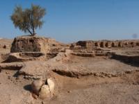 Through Margush passed ancient trading ways from the great river Indus.