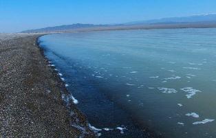 Zhalanashkol lake.